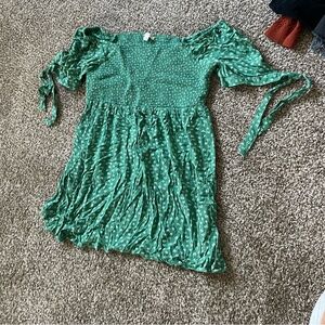 Super cute summer short dress from American Eagle!
